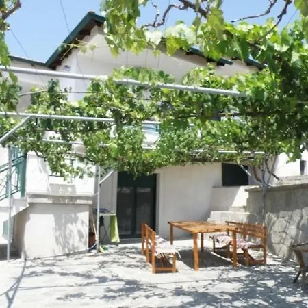 Rodia Kır Evi
