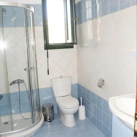 Kır Evi Rodia Potos
