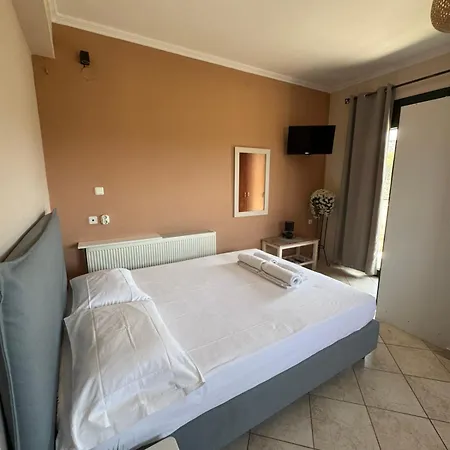 Kır Evi Rodia