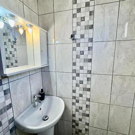 Kır Evi Rodia Potos
