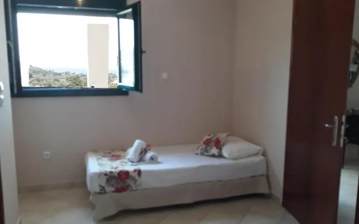 Séjour à la campagne Rodia 3 Guests Potos